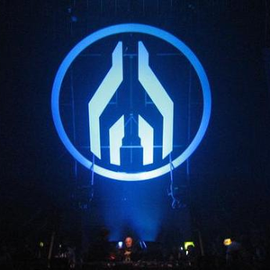  Members Of Mayday photo