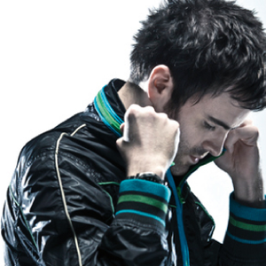  Gareth Emery photo