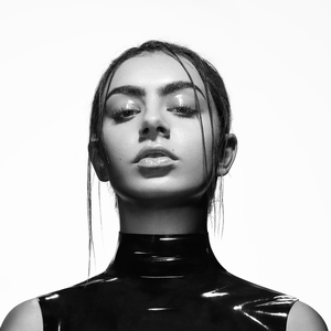  Charli Xcx photo