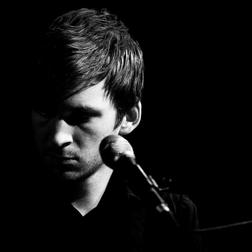  Ólafur Arnalds photo