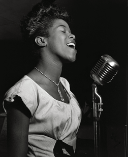  Sarah Vaughan photo
